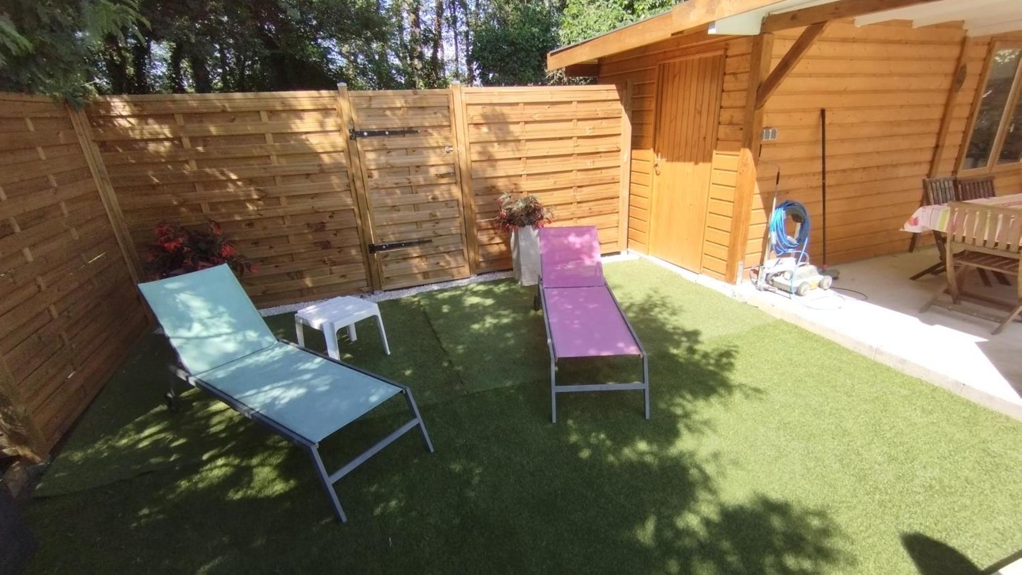 Gite Vacances Bosc D'Esquirol 4 Pers Escorneboeuf Bagian luar foto